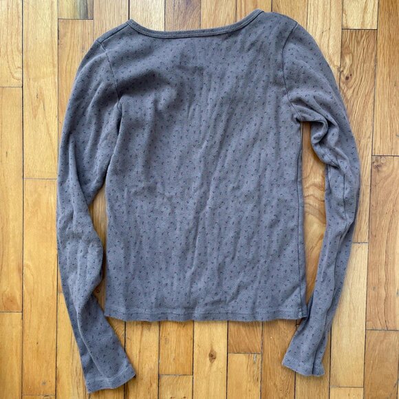 Brandy Melville long sleeve top, brown with small purple and green flowers, - Picture 4 of 5